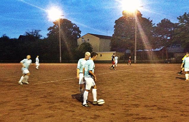 1. und 2. Mannschaft: Ein Abend zum vergessen