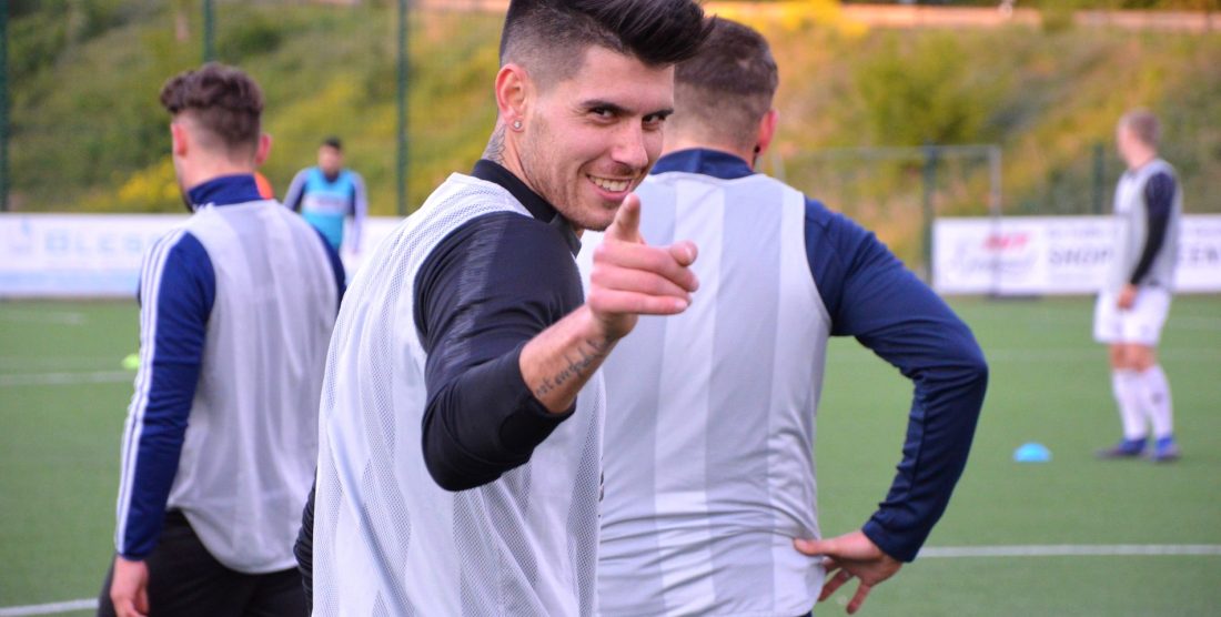 „UNSERE FARBEN – UNSERE JUNGS“