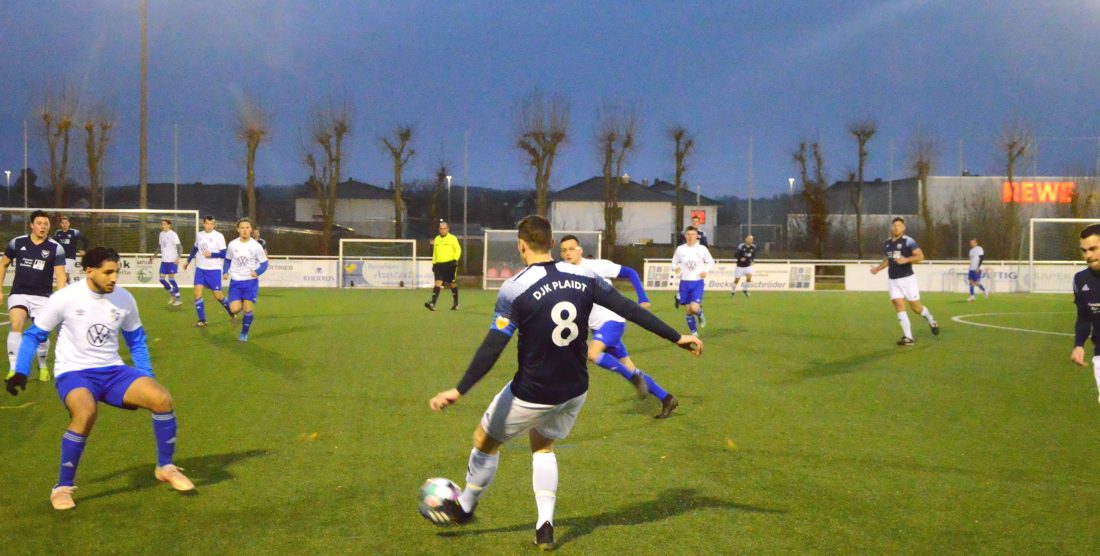 SPÄTE NIEDERLAGE IM ZWEITEN TEST